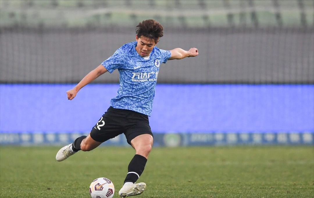 ayx-关于风云突变那不勒斯冲刺阶段门线救险；中超版图或变；底气十足；球探报告显示潜力的信息